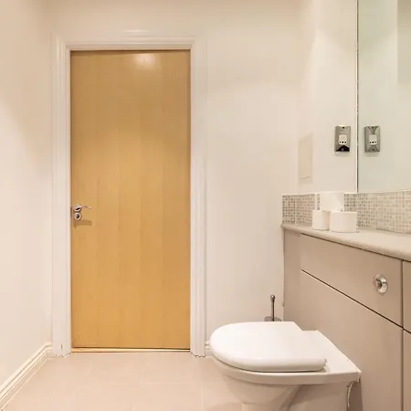 The Nine Elms Lane Arms - Stunning & Bright 2Bdr Flat Apartment London Exterior photo