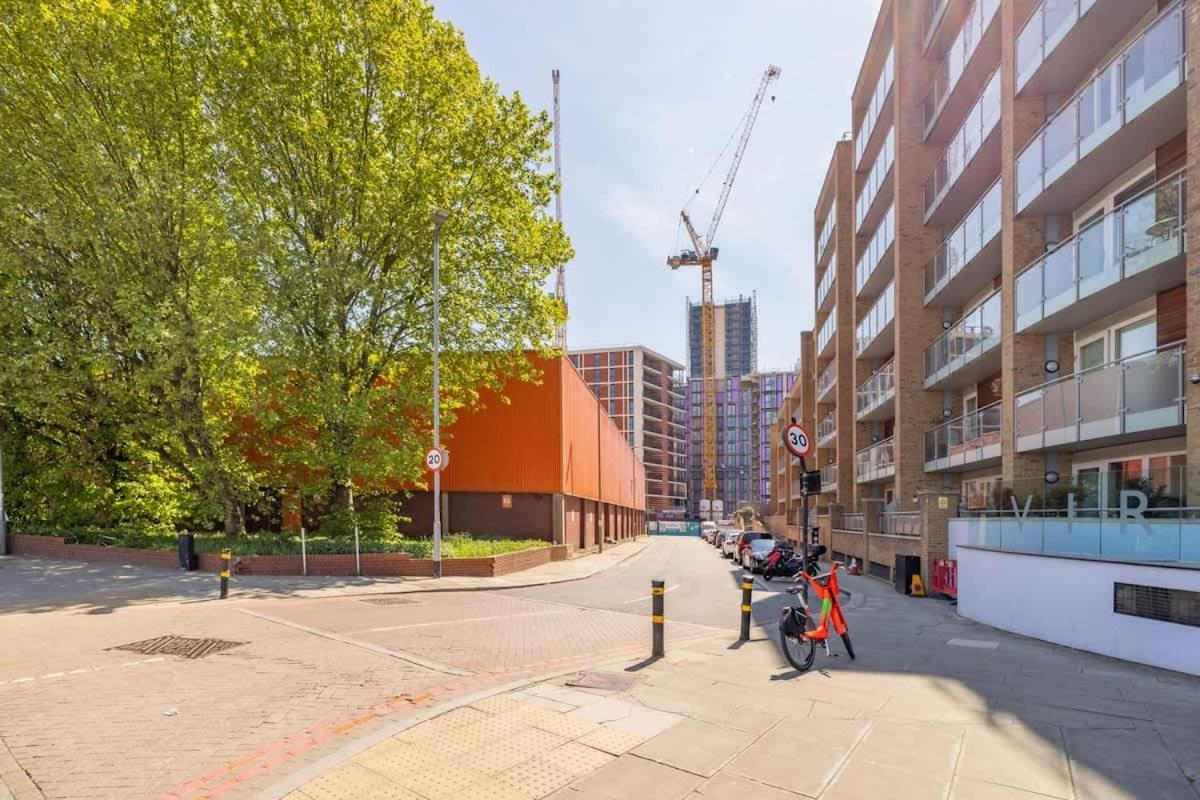 The Nine Elms Lane Arms - Stunning&bright 2bdr Flat Apartment London