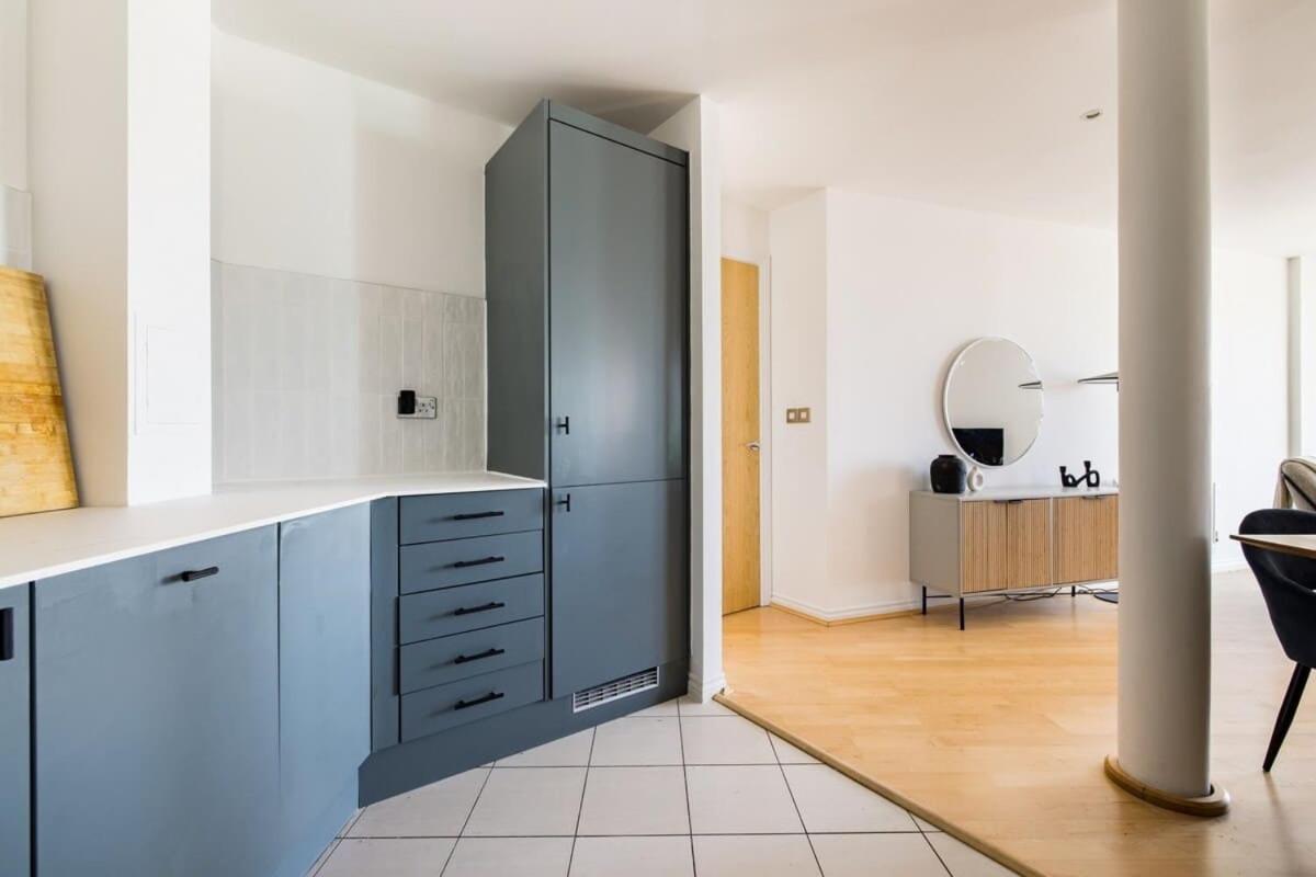 The Nine Elms Lane Arms - Stunning&bright 2bdr Flat * London